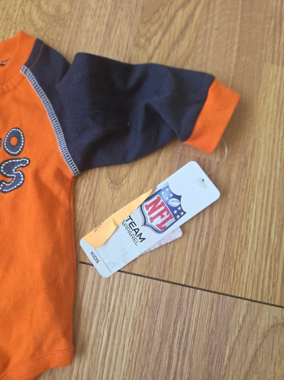 Chicago Bears Bodysuit 0-3M, 3-6M Long Sleeves Orange Navy Football Mascot Logo